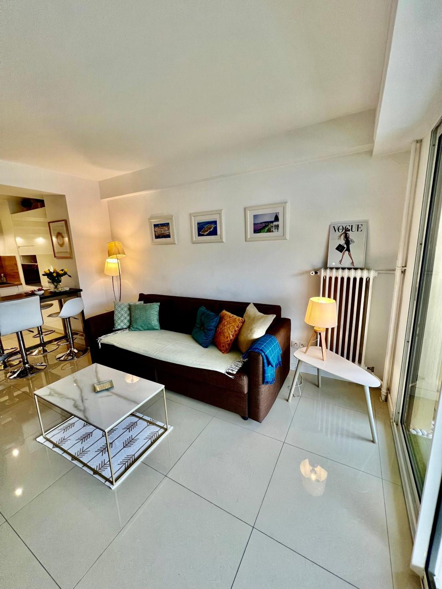 Appartement Cosy Calme Central-Terrasse Proche Palais Cannes Exterior photo